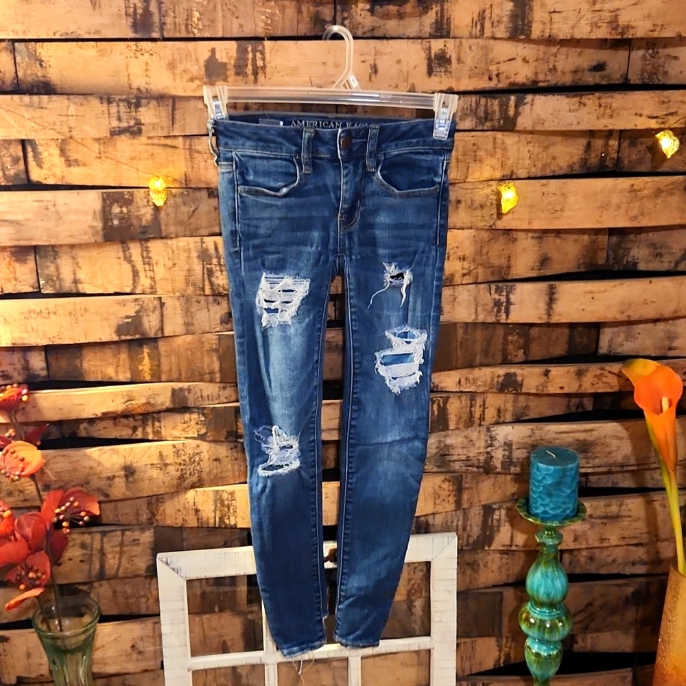 American Eagle Super Super Stretch X Skinny Distressed Jeans 👖
